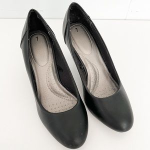 Classy Black Small Heels